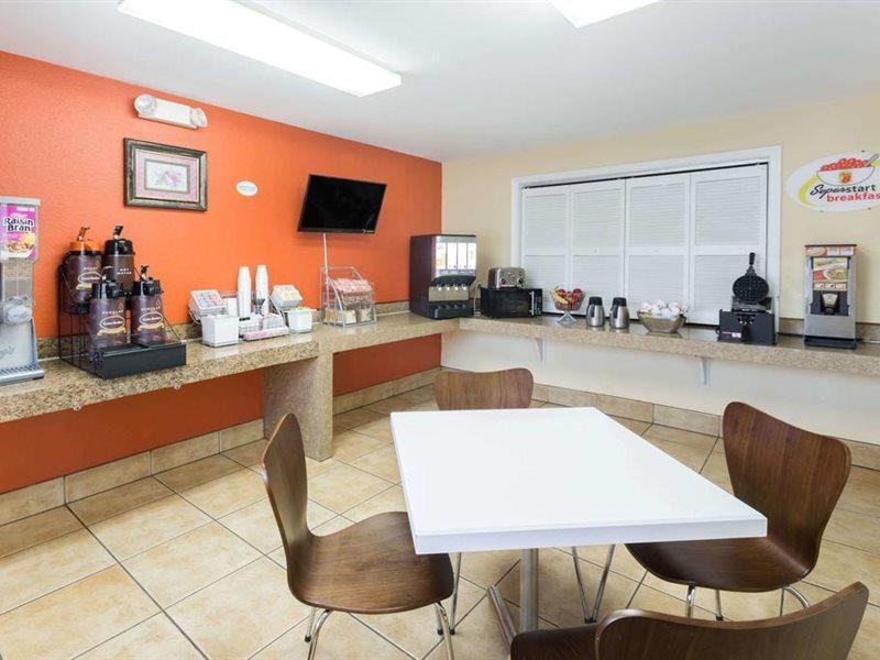 موتيل Prairieville سوبر 8 باي ويندام باتون روج/آي-10 المظهر الخارجي الصورة